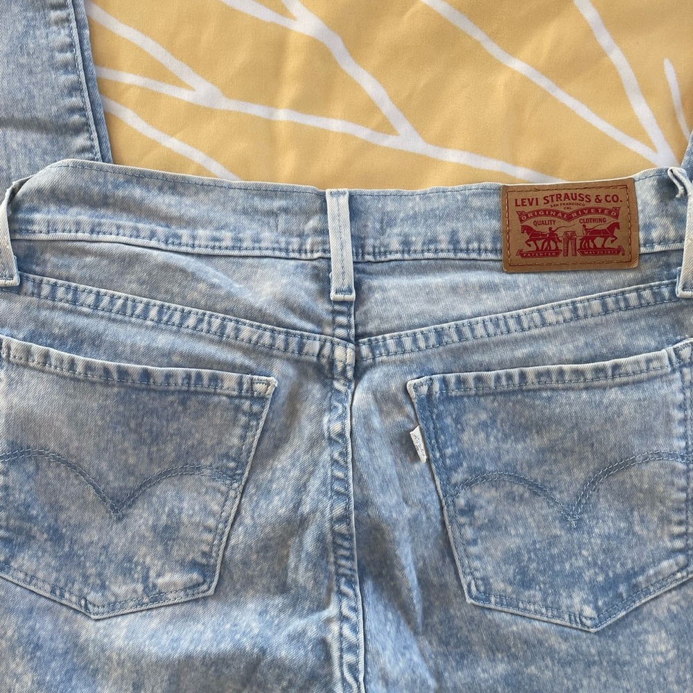 Levi’s 710 Super Skinny